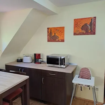 Rosenthal Apartment *